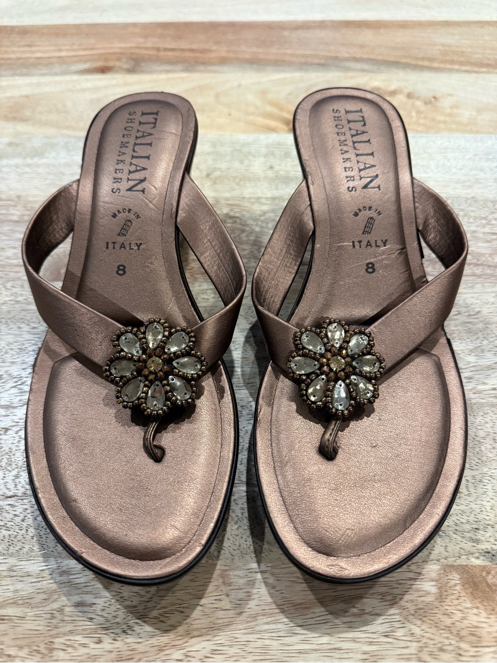 Italian Shoemakers Metallic Rose Gold Jeweled Flower Thong Sandals Made in Italy